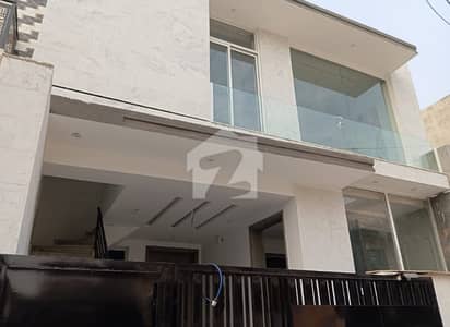 Designers 5 Marla Ground Portion For Rent In I-11 Islamabad