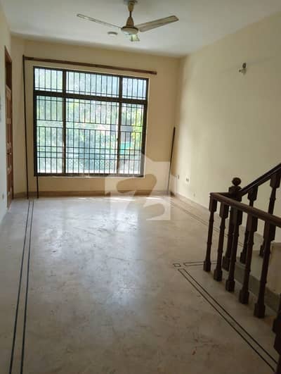 Bueatiful House For Rent Bueatiful House For Rent