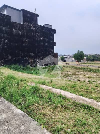 A Block 7 Marla Develop Possession Corner Plot Available For Sale In Gulberg Green Islamabad A Block 7 Marla Develop Possession Corner Plot Available For Sale In Gulberg Green Islamabad
