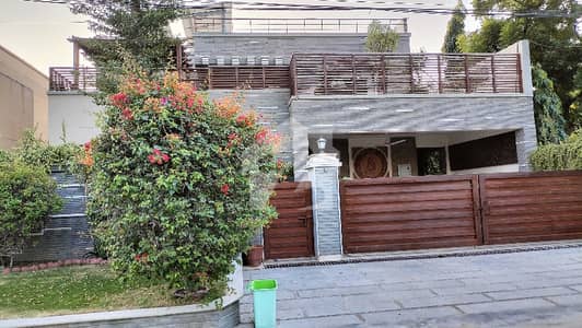 عسکری 5 ۔ سیکٹر جی عسکری 5,ملیر کنٹونمنٹ,کینٹ,کراچی میں 6 کمروں کا 1 کنال مکان 10.5 کروڑ میں برائے فروخت۔