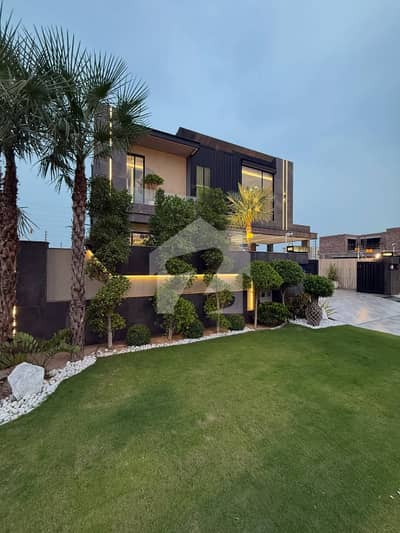 25 Marla Designer House Available For Rent 25 Marla Designer House Available For Rent