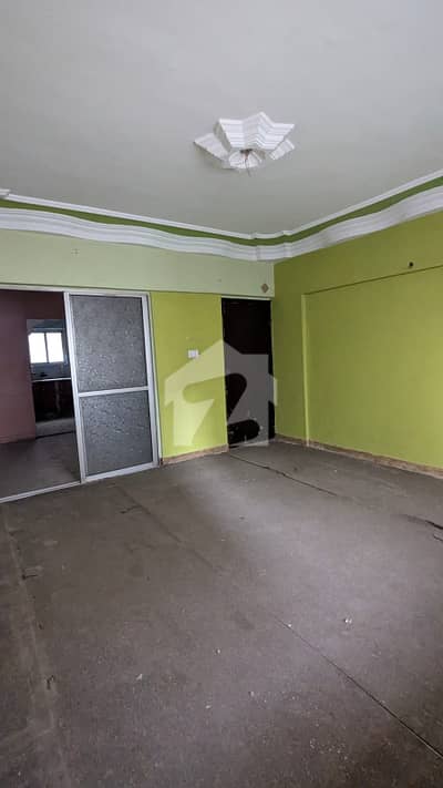 Shaheen Apartments 2 BED DD, West Open Available for sale Gulshan e Iqbal Block 3,