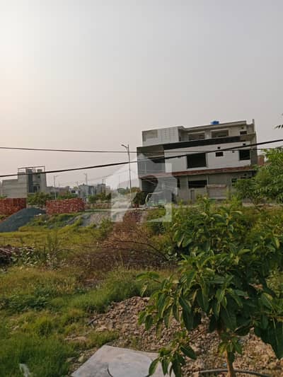 LOW BUDGET PLOT FOR SALE / INVESTORS PRICE PLOT FOR SALE / LAHORE PROPERTY FOR SALE