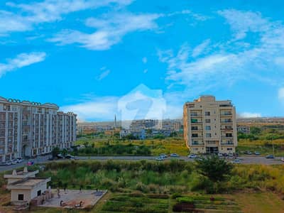 3 BED UN-FURNISHED FLAT FOR RENT IN RIVER GARDEN