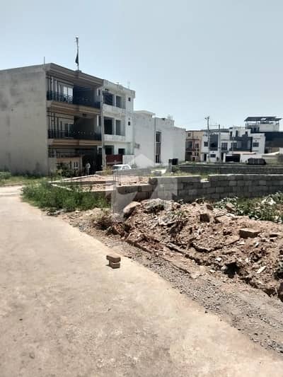 کالٹکس روڈ راولپنڈی میں 3 کمروں کا 3 مرلہ مکان 1.3 کروڑ میں برائے فروخت۔