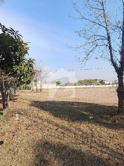 A Block 5 Kanal Corner Develop Possession Plot Available On Sale In Gulberg Green Islamabad
