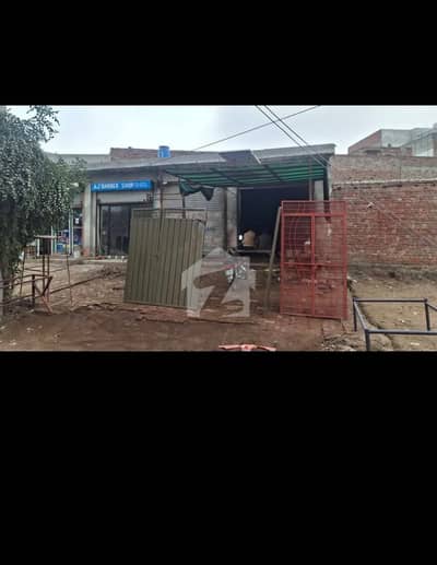 گرلز کالج روڈ ساہیوال میں 3 مرلہ Studio دکان 1.1 کروڑ میں برائے فروخت۔