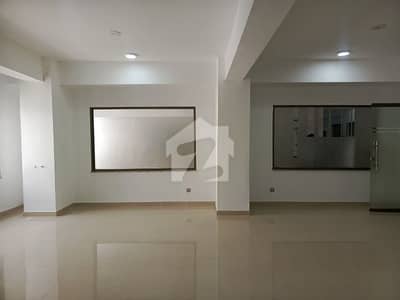جی ۔ 8 مرکز جی ۔ 8,اسلام آباد میں 4 مرلہ Studio دفتر 2.6 لاکھ میں کرایہ پر دستیاب ہے۔