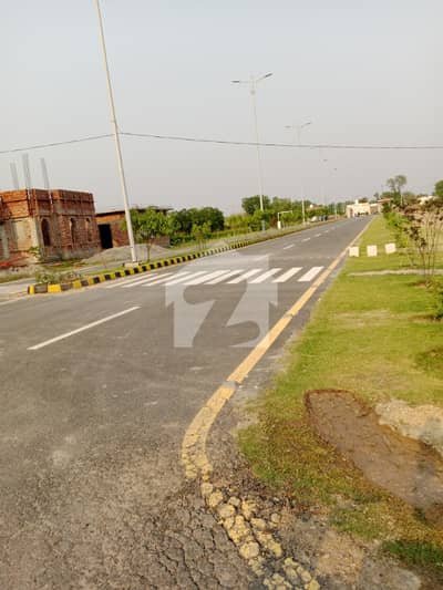 HOT LOCATION PLOT FOR SALE/TIP PH2 18 MARLA PLOT FOR SALE/LAHORE PROPERTY FOR SALE