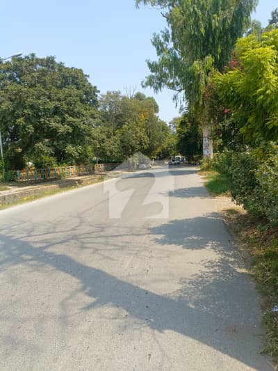 10 Marla Plot For Sale In Sector C1 Road 6