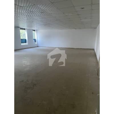 22 Marla Independent Building 15000 SQFT Available For Rent On Mall Road Near GPO Chowk Bank Square Lahore