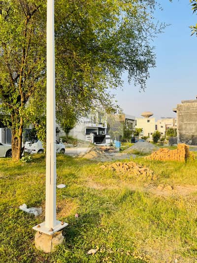 I Am Selling 7 Marla Residencial Corner Plot In Gulberg Residencia Block T
