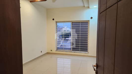 7 Marla Luxury Spacious Upper Portion House Available For Rent In Sector I-14 , Islamabad
