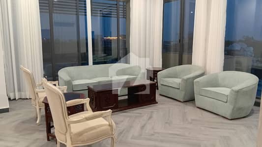 Modern Fully Furnished 2 Bedroom Apartment
