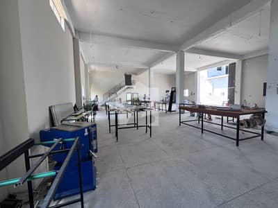 راوت انڈسٹریل اسٹیٹ راولپنڈی میں 2 کنال Studio عمارت 8.6 کروڑ میں برائے فروخت۔
