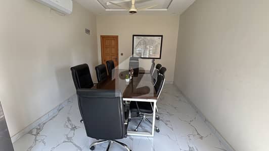 راوت انڈسٹریل اسٹیٹ راولپنڈی میں 8 کنال Studio فیکٹری 15.0 لاکھ میں کرایہ پر دستیاب ہے۔