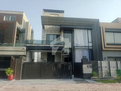 Bahria Town - Nargis Block House Sized 10 Marla For sale