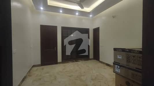گلشنِ اقبال - بلاک 13 ڈی گلشنِ اقبال,گلشنِ اقبال ٹاؤن,کراچی میں 6 کمروں کا 1 کنال دفتر 2.0 لاکھ میں کرایہ پر دستیاب ہے۔