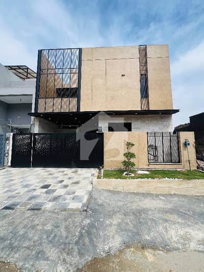 8 Marla Double Story Designer House For Sale Block E Multi Gardens B-17 8 Marla Double Story Designer House For Sale Block E Multi Gardens B-17
