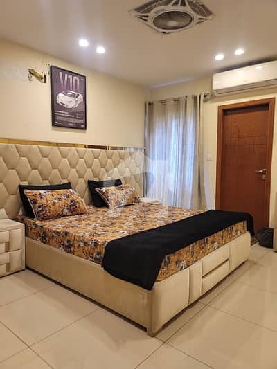 2 BED FULL FURNISHED BRAND NEW APARTMENT FOR RENT GULBERG GREENS (MAIN EXPRESSWAY)