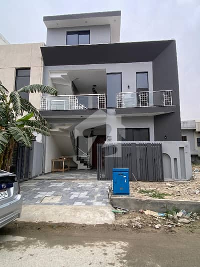 B 17 C 1 Block Block Double Unit 5 Marla House For Sale
