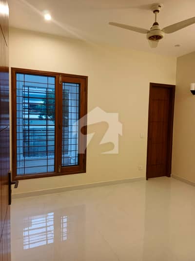 Brand New 120 Sq Yard Bungalow's Portion
