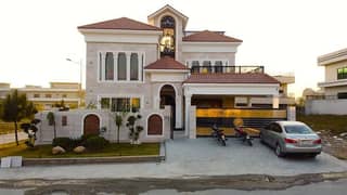 1 Kanal Brand New Designer Luxury House Corner For Sale B 17 Islamabad
