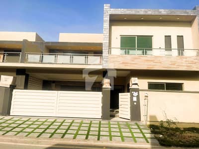 Chance Deal 300 Square Yards (Brigadier House) For Sale