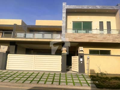 Semi Corner 300 Sq Yards (Brigadier House)