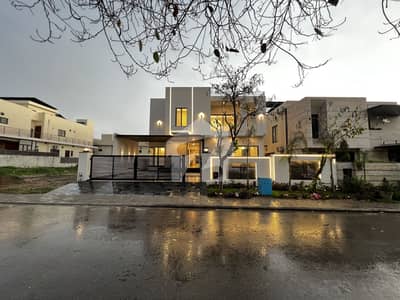 1 Kanal Luxury Modern House for Sale in DHA Phase 2 | Front of Central Park | Near Giga Mall | Prime Location. . . !