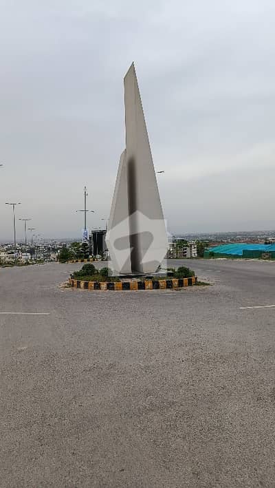 Investors Choice: 1 Kanal Plot in Prime DHA Phase 5 Location Investors Choice: 1 Kanal Plot in Prime DHA Phase 5 Location