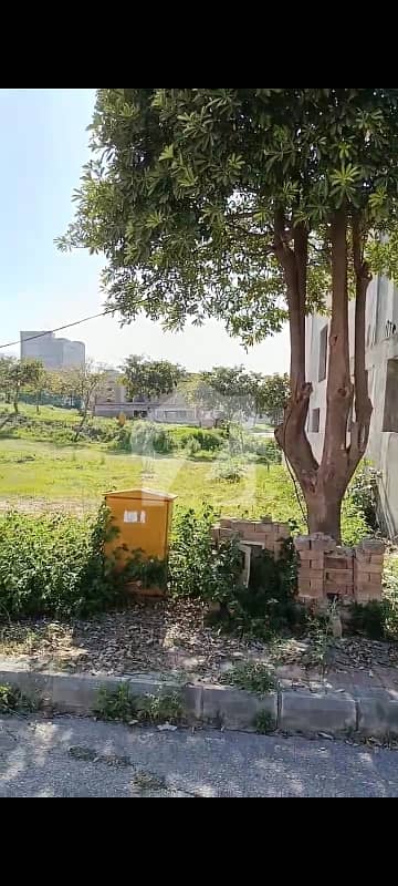 10 Marla Prime Plot For Sale In DHA Phase 3, Sector B Near Commercial & Mosque 10 Marla Prime Plot For Sale In DHA Phase 3, Sector B Near Commercial & Mosque