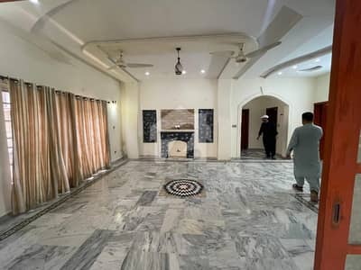 1 Kanal Upper Portion For Rent With 3 Bedroom