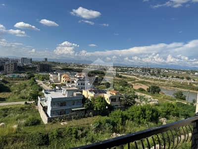 جناح گارڈنز فیز 1 جناح گارڈنز,ایف ای سی ایچ ایس,اسلام آباد میں 7 مرلہ رہائشی پلاٹ 1.35 کروڑ میں برائے فروخت۔