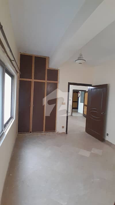 2 bed unfurnished flat for Rent in E-11 Islamabad