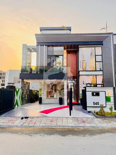 Brand New 10 Marla House for Sale in Southern Block Phase 1 Bahria Orchard Rs. 4.50 Crore Brand New 10 Marla House for Sale in Southern Block Phase 1 Bahria Orchard Rs. 4.50 Crore