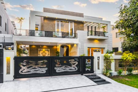 2 Beds 10 Marla Upper Portion Prime Location House For Rent In Ex Air Avenue DHA Phase 8 Lahore.