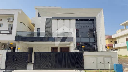 14 Marla Brand New House For Sale