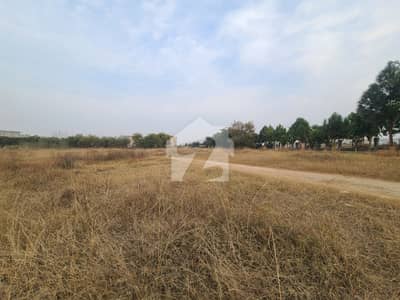 Gulberg Islamabad 4 Kanal Farm House Plot For Sale