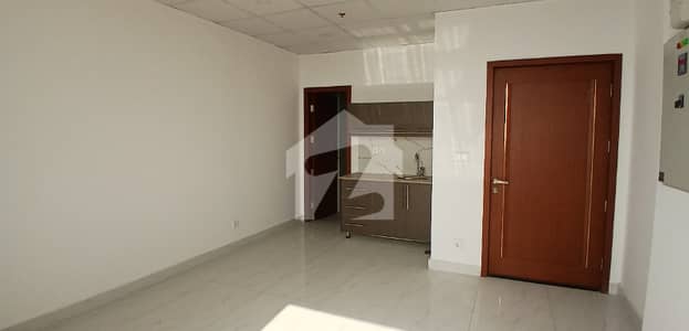 گلبرگ 3 گلبرگ,لاہور میں 1 مرلہ Studio دفتر 1.05 کروڑ میں برائے فروخت۔