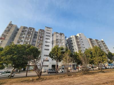Diamond Mall & Residencia Three Bedroom Apartment For Sale
