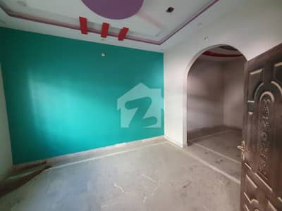 120 Square Yards House For Grabs In Scheme 33