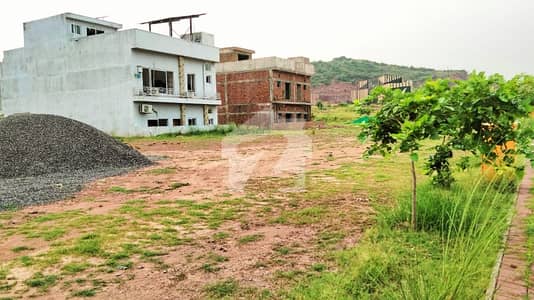 Boulevard 10 Marla Plot For Sale Sector C1 Ext