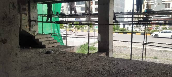 ممتاز سٹی اسلام آباد میں 8 مرلہ Studio دکان 5.4 لاکھ میں کرایہ پر دستیاب ہے۔