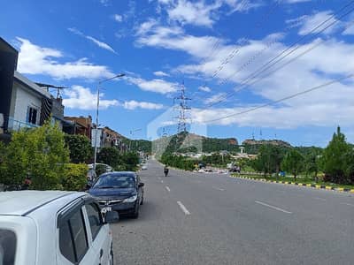 ایم پی سی ایچ ایس - بلاک ڈی ایم پی سی ایچ ایس ۔ ملٹی گارڈنز,بی ۔ 17,اسلام آباد میں 11 مرلہ رہائشی پلاٹ 1.4 کروڑ میں برائے فروخت۔ ایم پی سی ایچ ایس - بلاک ڈی ایم پی سی ایچ ایس ۔ ملٹی گارڈنز,بی ۔ 17,اسلام آباد میں 11 مرلہ رہائشی پلاٹ 1.4 کروڑ میں برائے فروخت۔