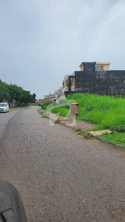 Bahria Enclave ISB, Sector: I, Street: 20 Corner 5 Marla Plot, With 2.5 Extra Land Paid, Park Face, All Dues Clear, Demand: 115 Lac Bahria Enclave ISB, Sector: I, Street: 20 Corner 5 Marla Plot, With 2.5 Extra Land Paid, Park Face, All Dues Clear, Demand: 115 Lac