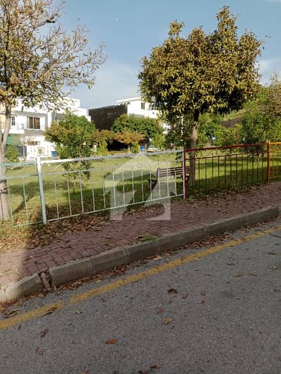 Kanal Plot Available For Sale Bahria Enclave Islamabad Sector C On Road One