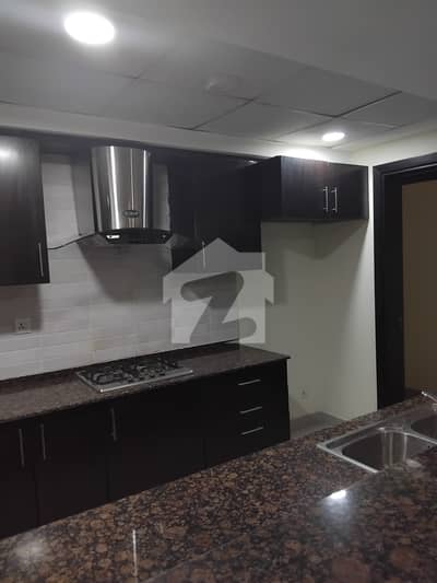 CHANCE DEAL  2 BEDROOM APARTMENT FOR SALE IN EMAAR