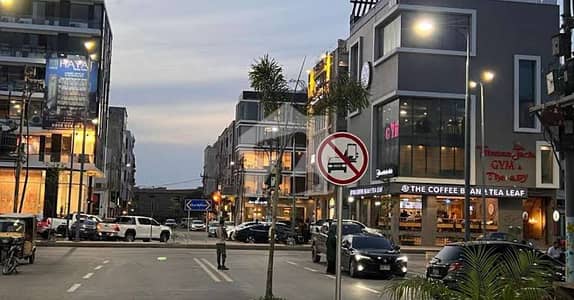 بخاری کمرشل ایریا ڈی ایچ اے فیز 6,ڈی ایچ اے ڈیفینس,کراچی میں 4 مرلہ دفتر 1.0 لاکھ میں کرایہ پر دستیاب ہے۔