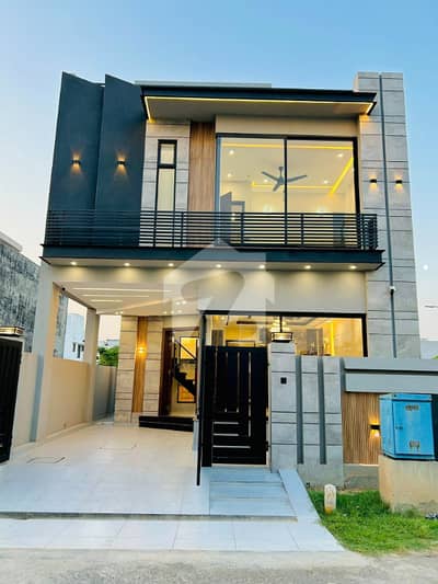 3 Years Instalment Plan Luxury 1.5 Story 5 Marla Brand New House For Sale In Park View City Lahore